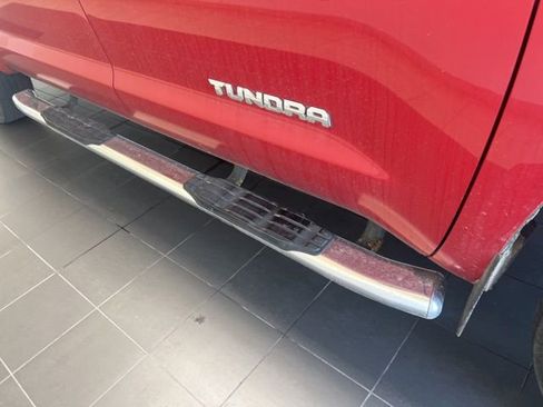 Used 2017 Toyota Tundra Limited w/ Limited Premium Package RWD image 5