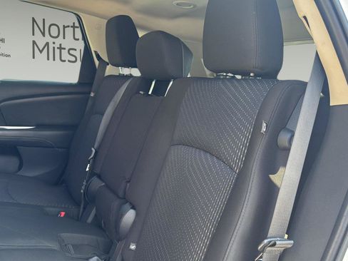 Used 2019 Dodge Journey SE w/ Blacktop Package FWD image 23