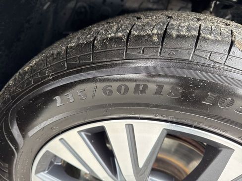 Used 2023 Nissan Rogue SV w/ SV Premium Package image 33