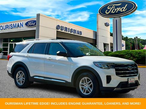 Used 2025 Ford Explorer Active RWD image 1