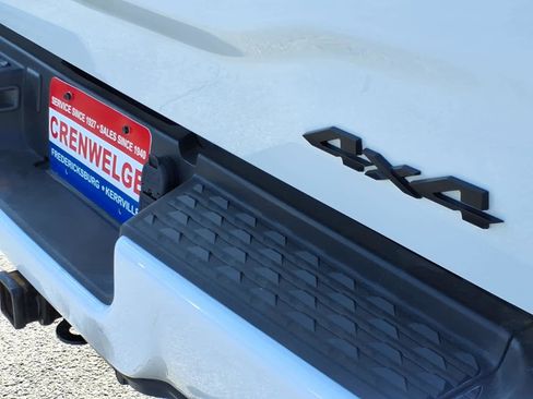 Used 2024 RAM 2500 Laramie w/ Night Edition image 11