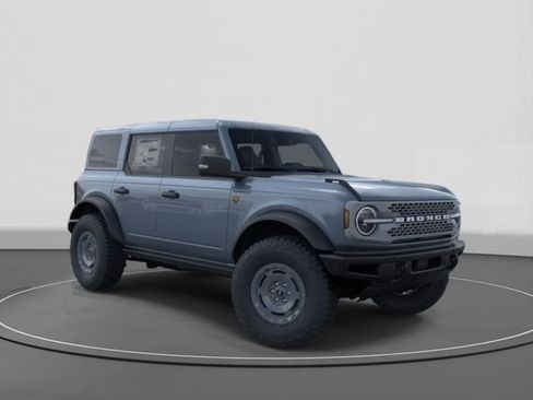 New 2025 Ford Bronco Badlands image 7