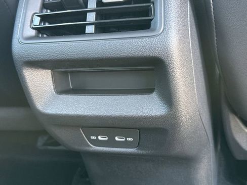 New 2026 Volkswagen Tiguan SE R-Line image 28