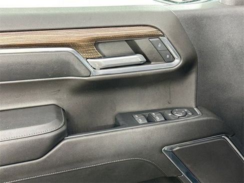 Used 2024 Chevrolet Silverado 1500 LT image 23