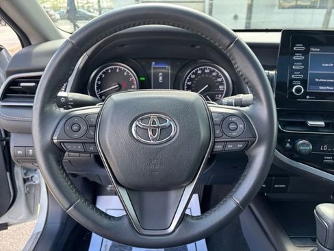 Used 2023 Toyota Camry SE w/ Convenience Package FWD image 13