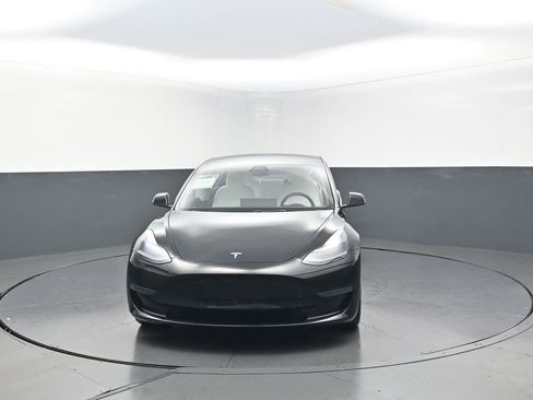Used 2023 Tesla Model 3 Standard Range RWD image 4