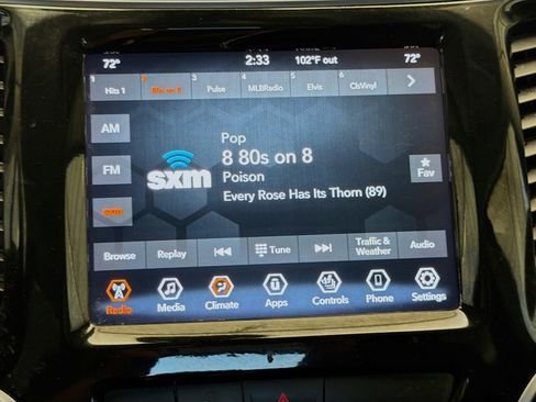 Used 2020 Jeep Cherokee Limited FWD image 9