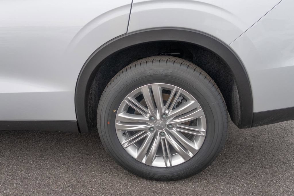 Used 2025 Mitsubishi Outlander ES AWD/4WD image 13