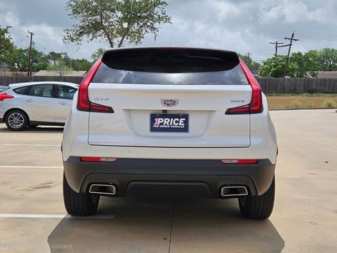 Used 2023 Cadillac XT4 Luxury image 6