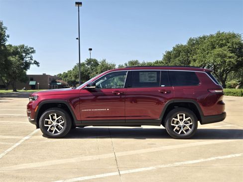 New 2025 Jeep Grand Cherokee L Limited w/ Luxury Tech Group II image 3