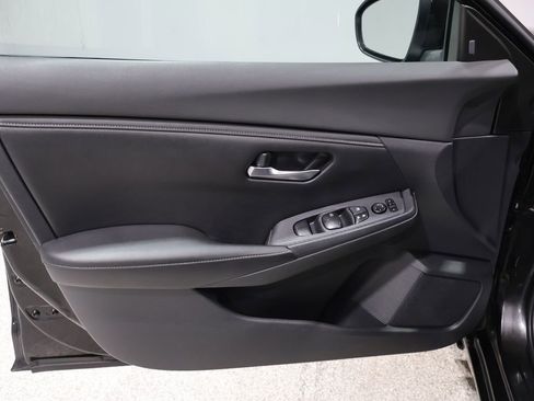 Used 2020 Nissan Sentra SV w/ Electronics Package image 12