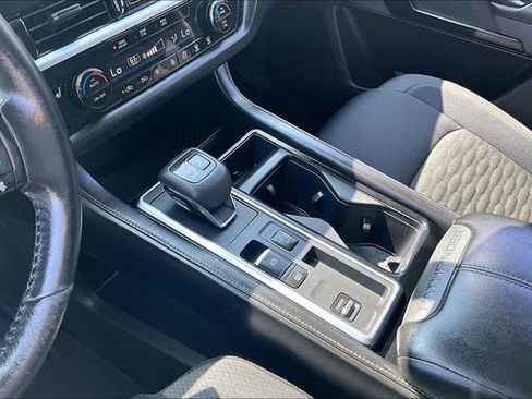 Certified 2022 Nissan Pathfinder SV FWD image 18