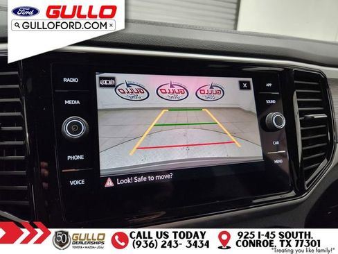 Used 2022 Volkswagen Atlas Cross Sport SE image 26