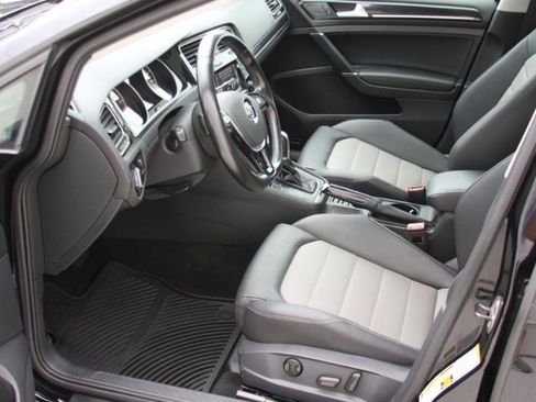 Used 2015 Volkswagen Golf TDI SEL FWD image 22