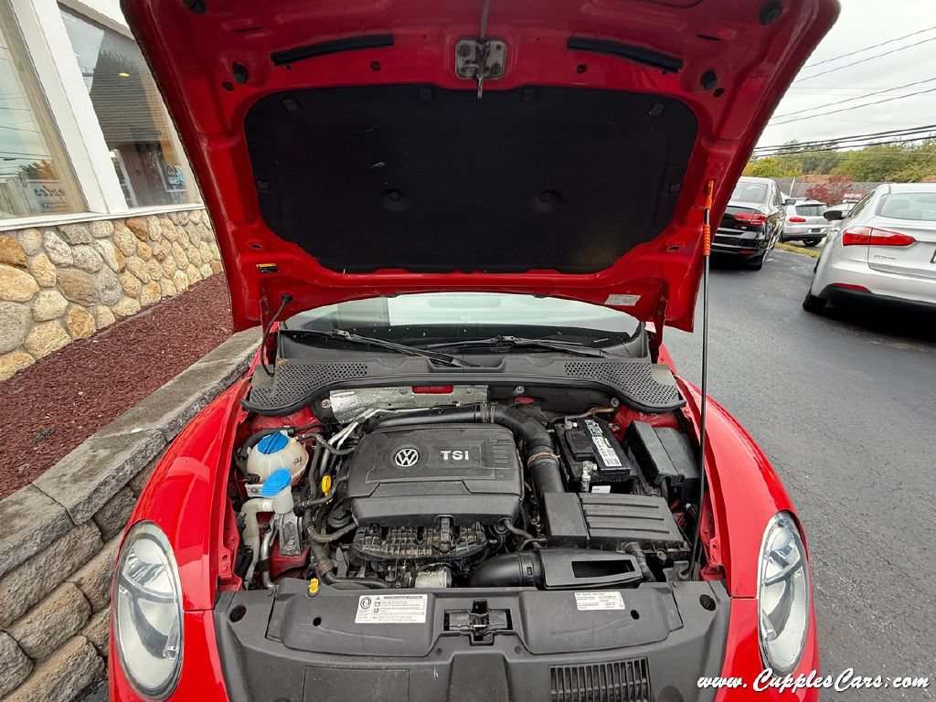 Used 2014 Volkswagen Beetle 1.8T FWD image 14