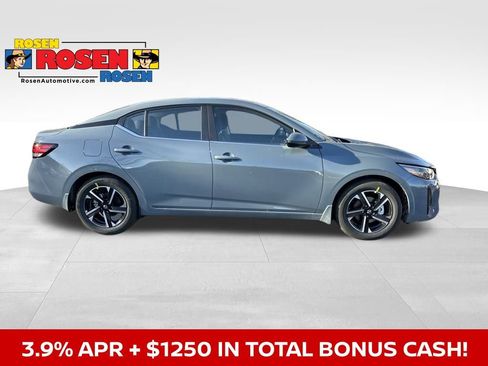 New 2025 Nissan Sentra SV image 6