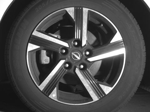 Used 2025 Nissan Sentra SV image 12