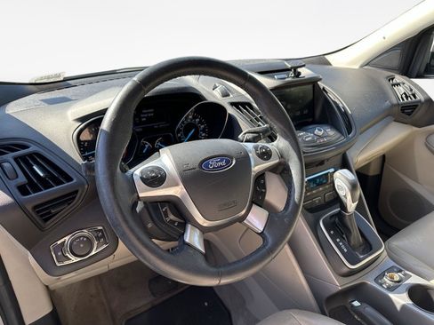 Used 2014 Ford Escape SE w/ Equipment Group 201A FWD image 11