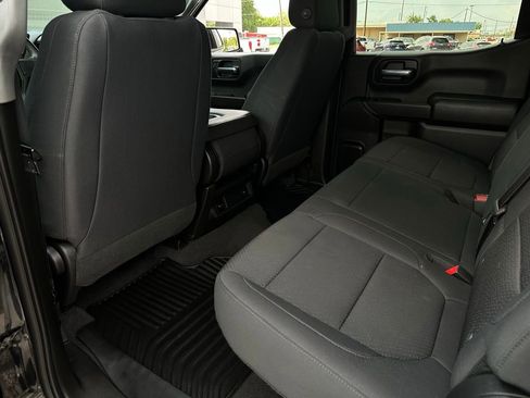 Used 2020 Chevrolet Silverado 1500 Custom w/ Custom Convenience Package image 15