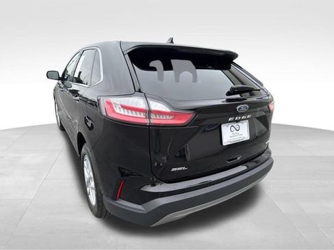 Used 2022 Ford Edge SEL w/ Convenience Package AWD/4WD image 6