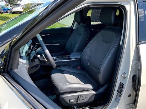Used 2024 Kia EV6 Light RWD image 23