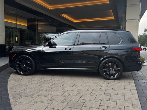 Used 2024 BMW X7 M60i w/ Executive Package AWD/4WD image 5