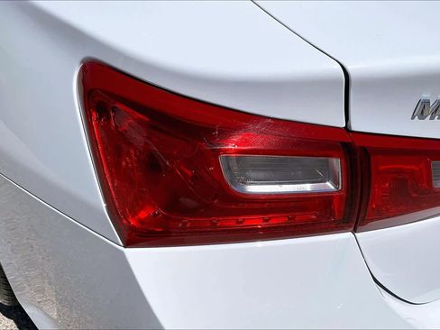 Used 2024 Chevrolet Malibu LT FWD image 28