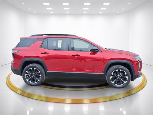 New 2026 Chevrolet Equinox RS AWD/4WD image 4