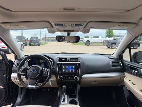 Used 2019 Subaru Outback 2.5i Premium AWD/4WD image 23