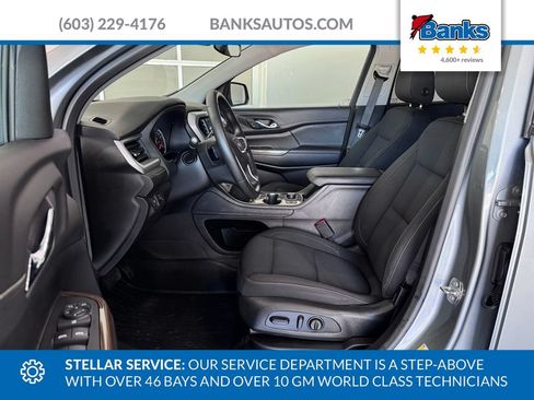 Certified 2023 GMC Acadia SLE w/ Driver Convenience Package AWD/4WD image 9