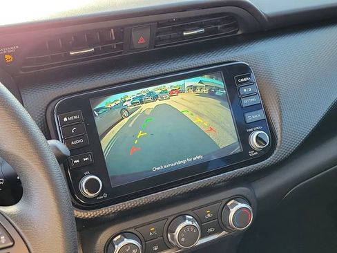 Used 2023 Nissan Kicks SV image 26