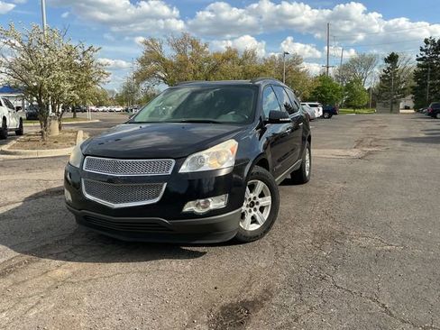 Used 2009 Chevrolet Traverse LT AWD/4WD image 5