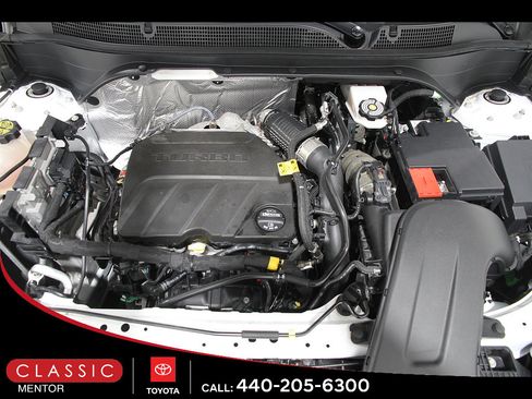 Used 2024 Chevrolet Trax ACTIV w/ Driver Confidence Package FWD image 19