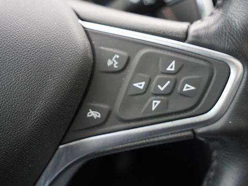 Used 2020 Chevrolet Equinox Premier image 35