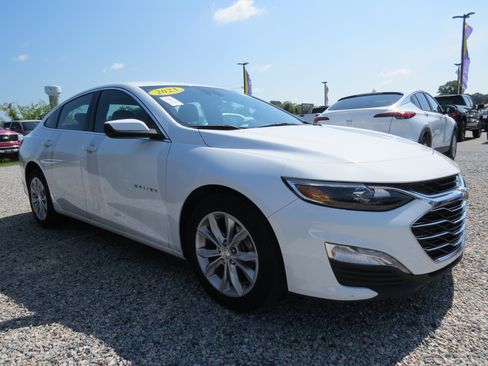 Used 2023 Chevrolet Malibu LT image 19