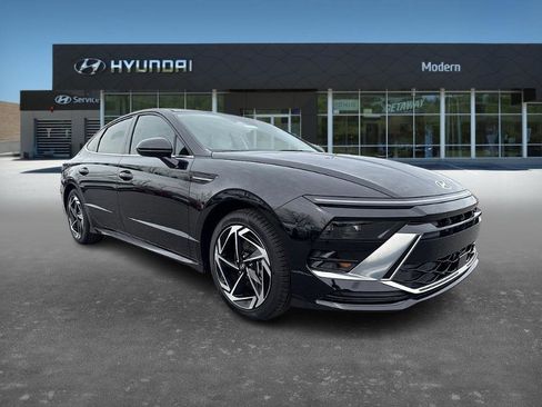 New 2026 Hyundai Sonata SEL image 2