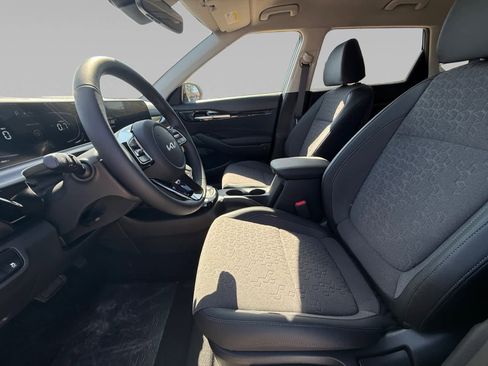 New 2026 Kia Seltos S image 9