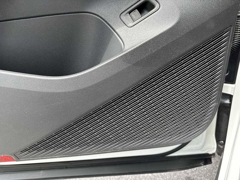 Used 2026 Volkswagen Atlas Cross Sport SE image 36