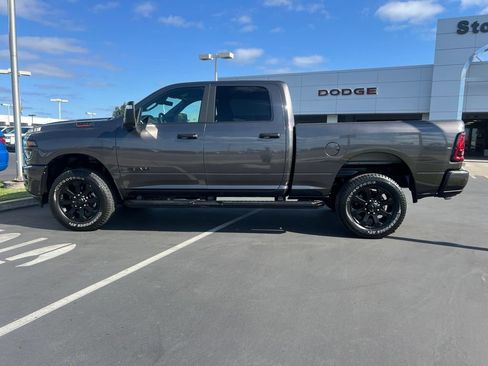 Used 2025 RAM 2500 Big Horn AWD/4WD image 26