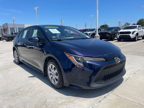 Used 2021 Toyota Corolla LE FWD image 8