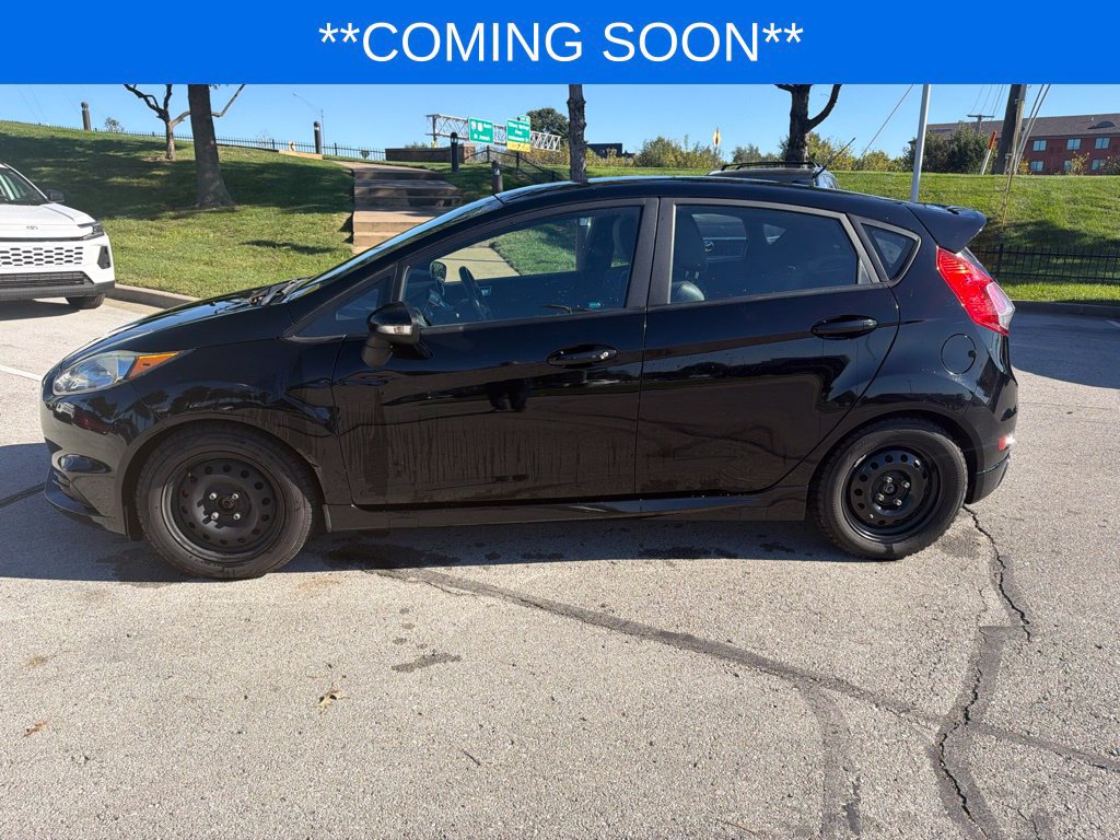 Used 2016 Ford Fiesta ST w/ ST Recaro Package FWD image 11