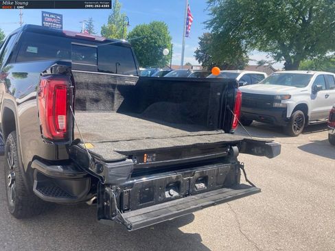 Used 2020 GMC Sierra 1500 AT4 w/ AT4 Premium Package AWD/4WD image 10