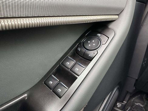 New 2026 Ford Explorer Active w/ Active Comfort Package image 22