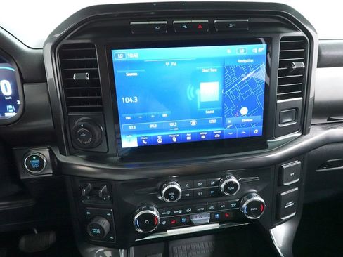 Used 2022 Ford F150 Lariat w/ Equipment Group 502A High AWD/4WD image 17