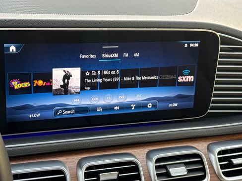 Used 2025 Mercedes-Benz GLE 350 4MATIC image 33