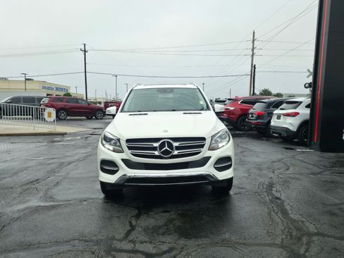 Used 2017 Mercedes-Benz GLE 350 4MATIC image 2
