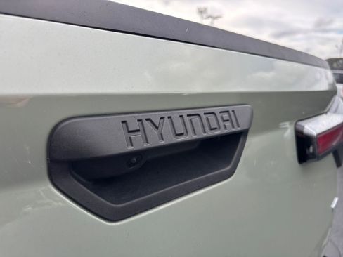 Used 2025 Hyundai Santa Cruz SEL AWD/4WD image 31