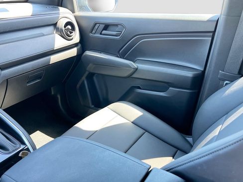Used 2025 Chevrolet Colorado Trail Boss AWD/4WD image 22