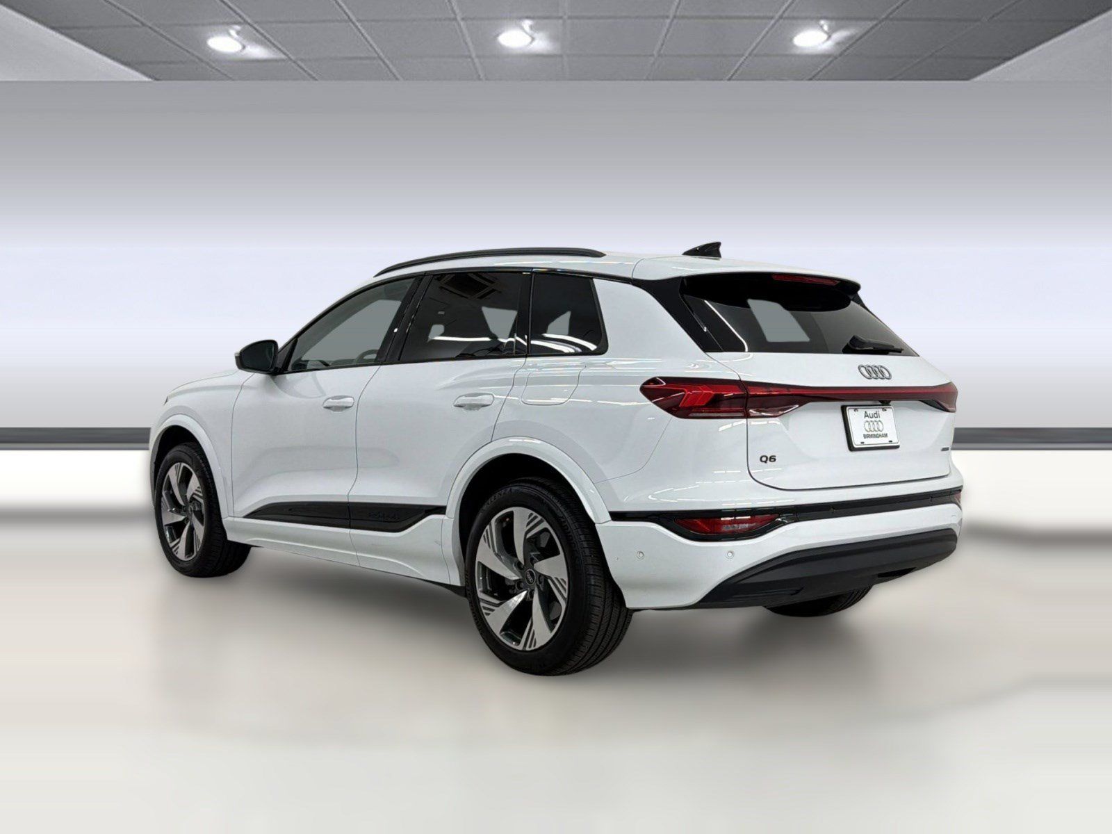 Used 2025 Audi Q6 e-tron Premium Plus w/ Premium Plus AWD/4WD image 3
