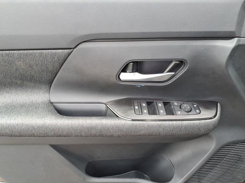 New 2026 Nissan Kicks SV w/ SV Premium Package FWD image 13